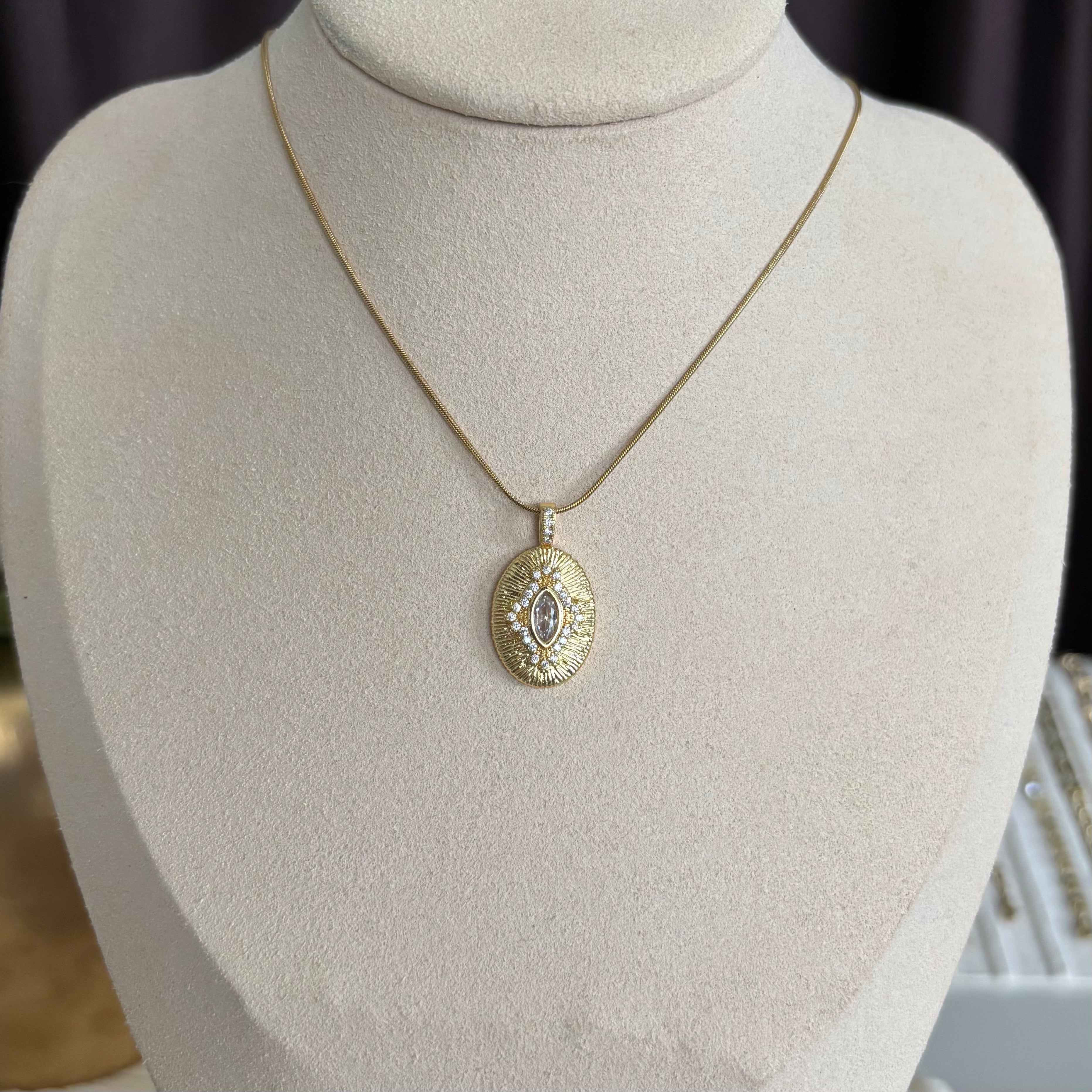 Vintage Gold Necklace with Stones