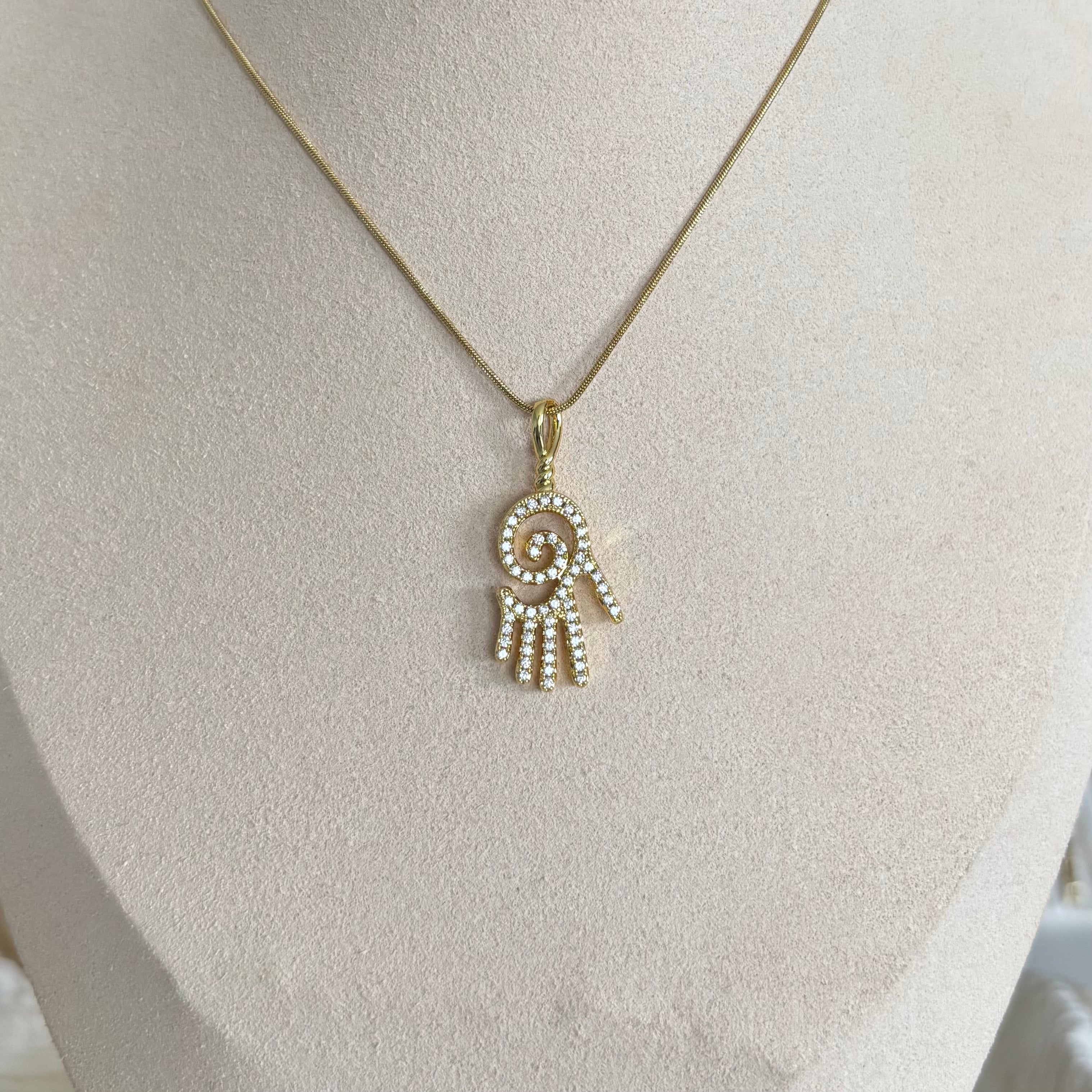 Sarmal Hamsa Kolye