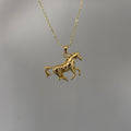 Gold Taşlı Horse Kolye