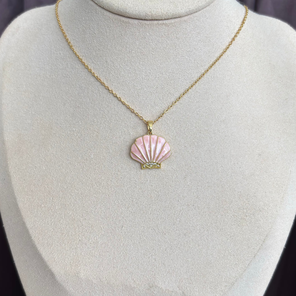 Gold Pembe İstiridye Kolye