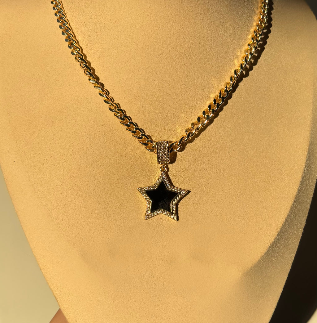 Big Star Black Kolye