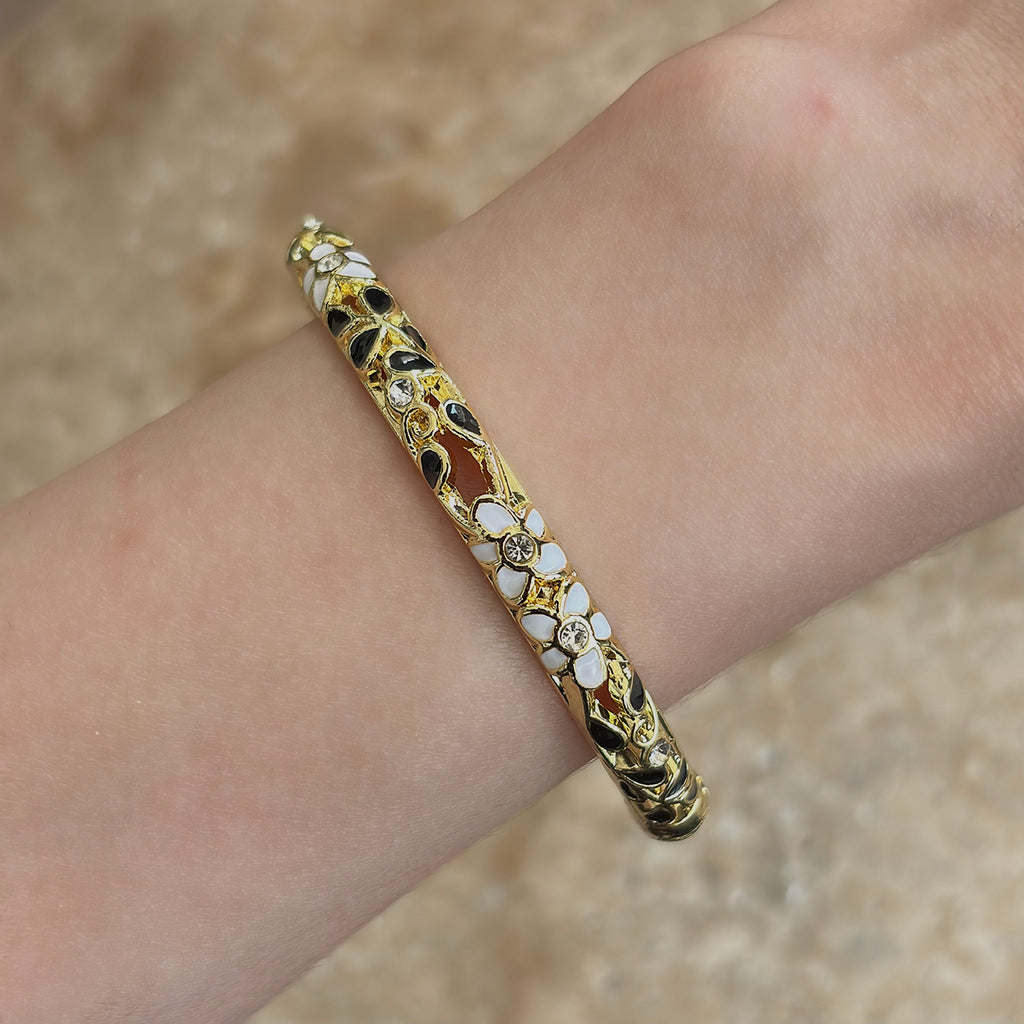 Blossom Bangle | Black