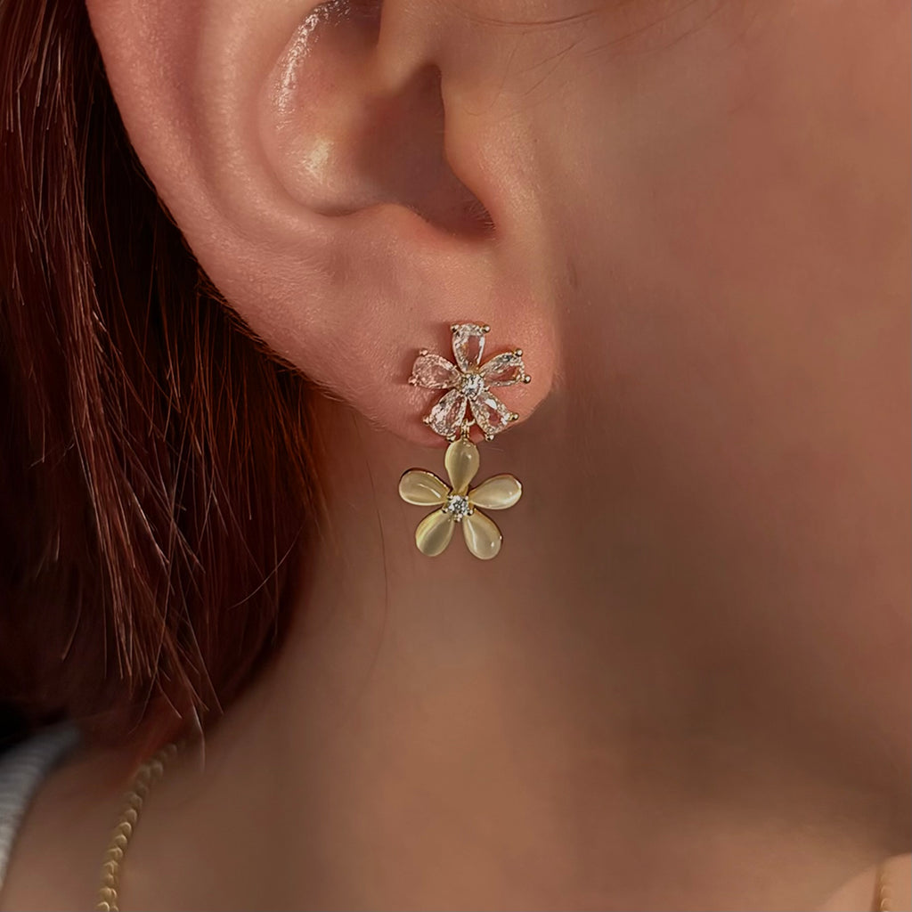 Sedef Flowers Küpe