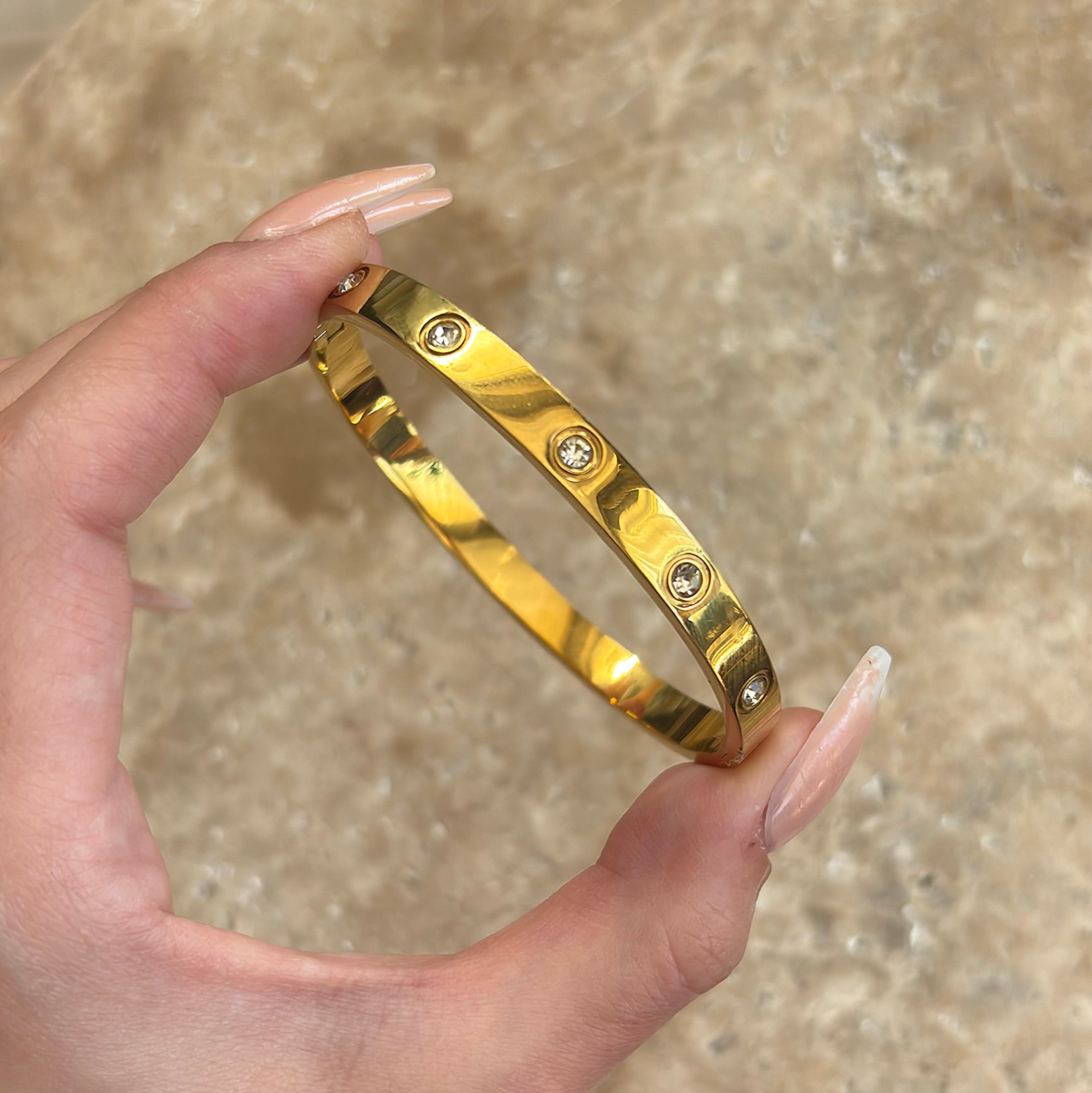 Taşlı Gold Kelepçe