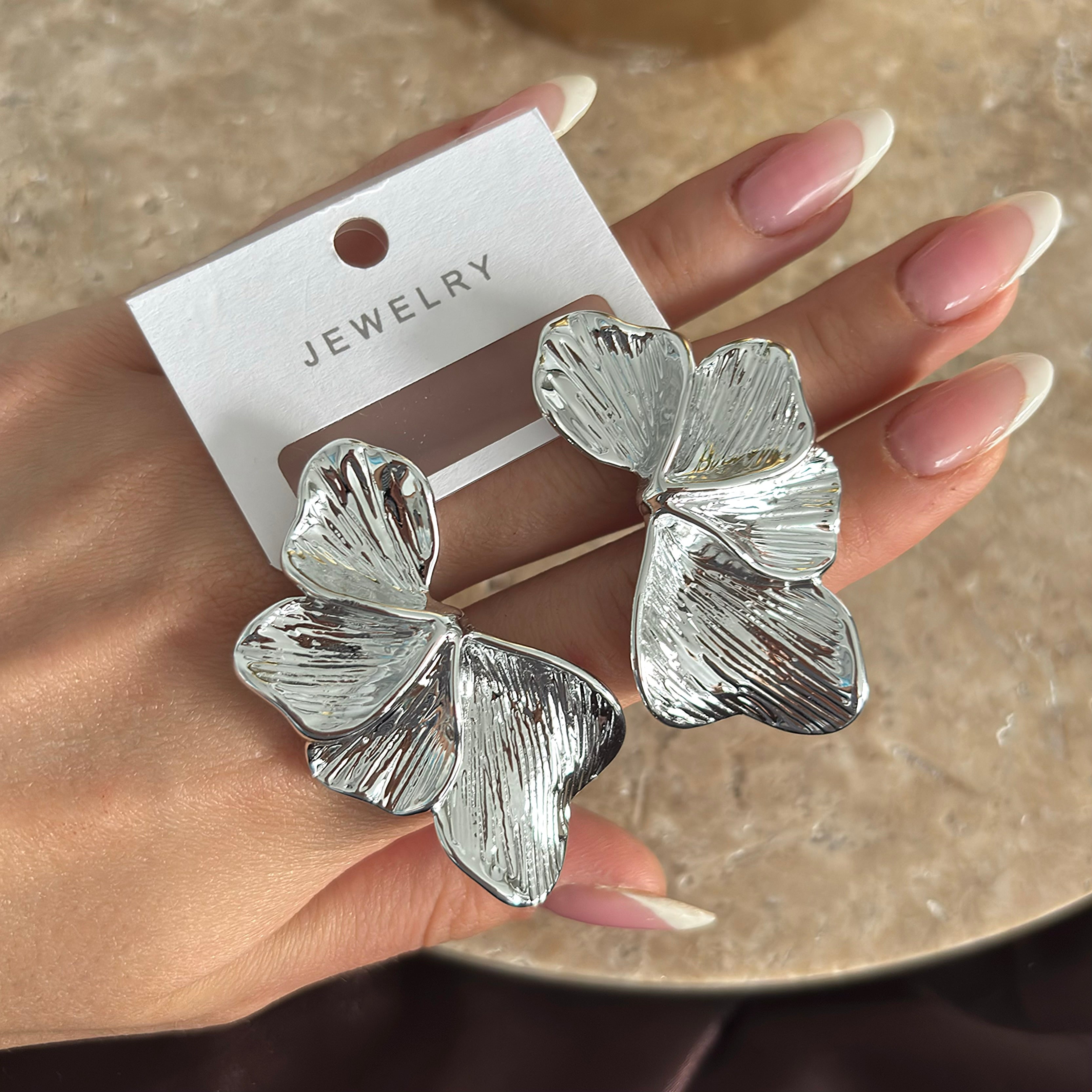 Silver Flower Earrings