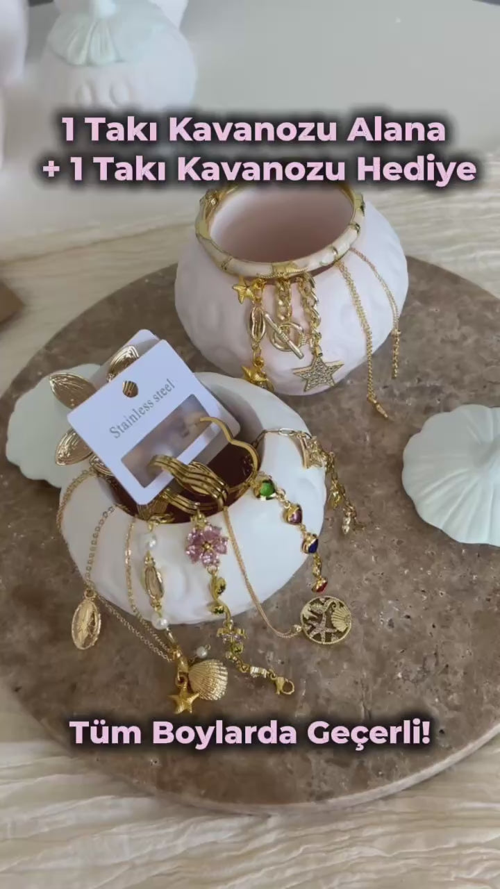 Gizemli Çilek Takı Kavanozu Orta +1 Hediye